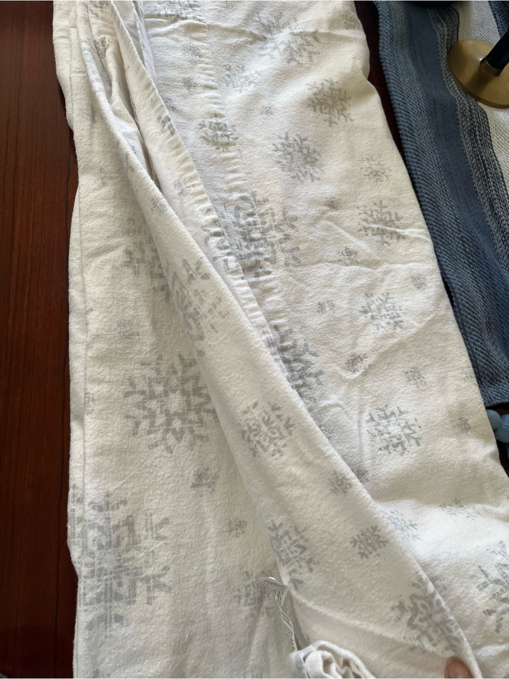BW Flannel 100% Cotton Queen Flat sheet